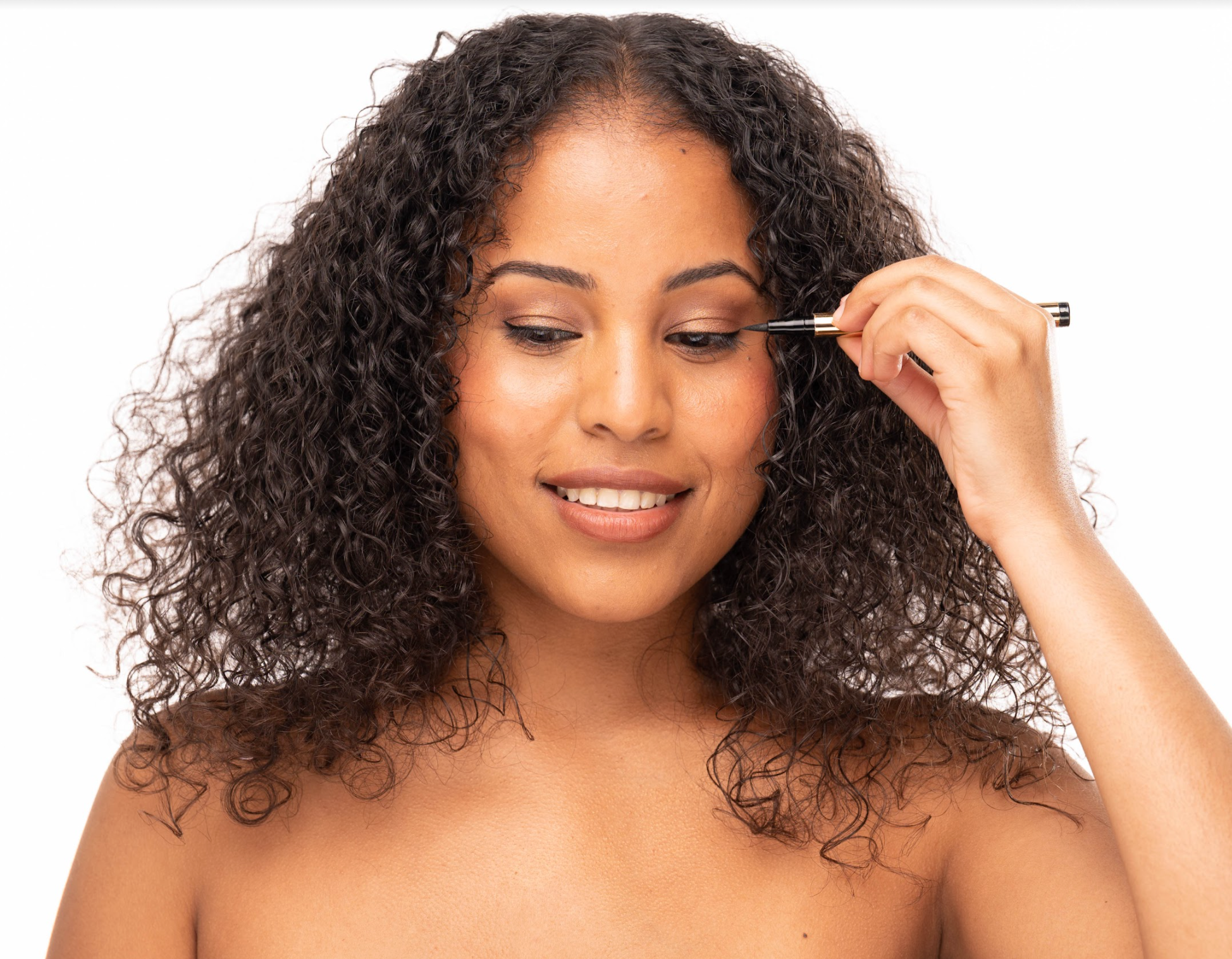 Waterproof Liquid Eyeliner Pen – Vegan, Gluten-Free, Smudge-Proof